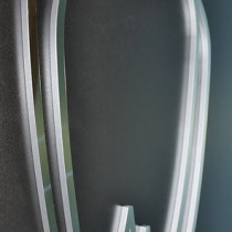 Plexiglas Zahn Symbol, Front mit Edelstahl, Seite Silber lackiert