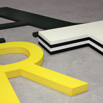 3D Buchstaben aus PVC-Hartschaum